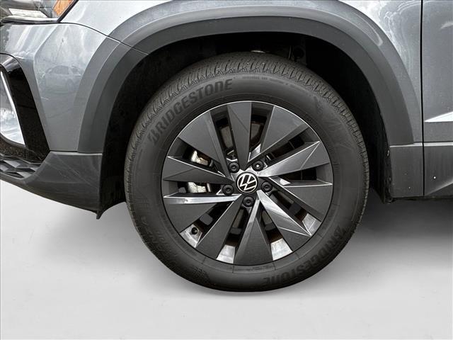 used 2022 Volkswagen Taos car, priced at $20,387