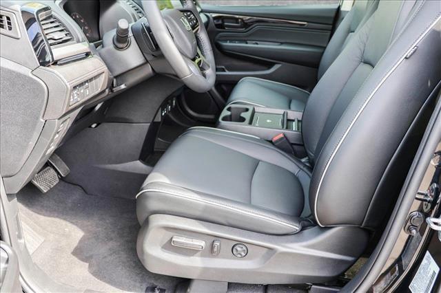 new 2025 Honda Odyssey car, priced at $44,998
