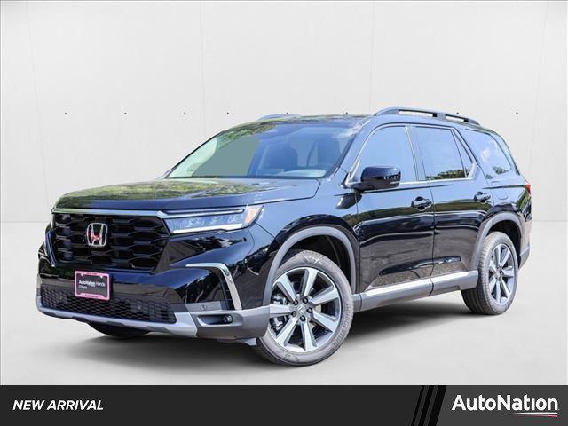 new 2025 Honda Pilot car, priced at $47,276