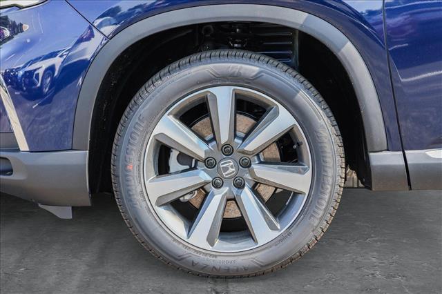 new 2025 Honda Pilot car, priced at $50,677