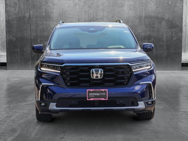 new 2025 Honda Pilot car, priced at $50,677