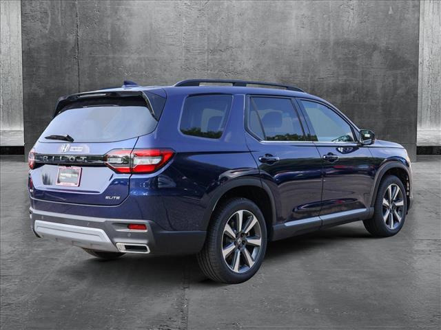 new 2025 Honda Pilot car, priced at $50,677