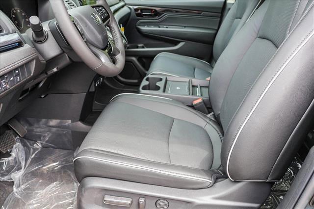 new 2025 Honda Odyssey car, priced at $48,683