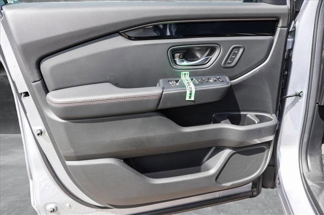new 2025 Honda Pilot car, priced at $47,787