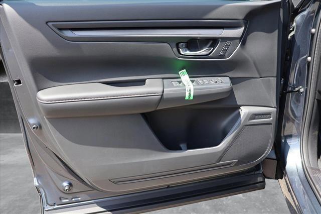 new 2026 Honda CR-V Hybrid car, priced at $40,028