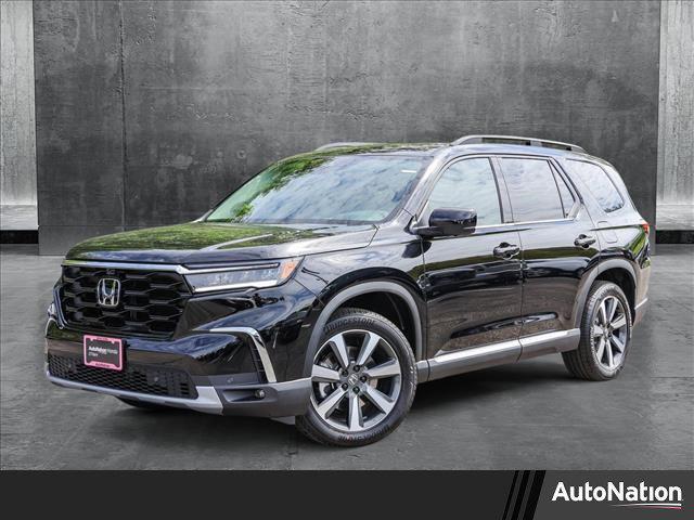 new 2025 Honda Pilot car, priced at $50,677