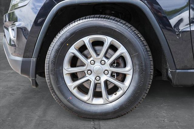 used 2014 Jeep Grand Cherokee car, priced at $13,575