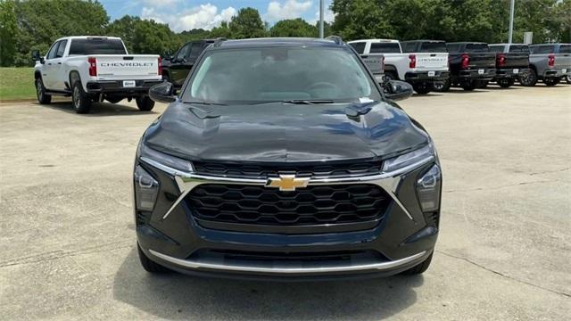 new 2025 Chevrolet Trax car, priced at $23,500