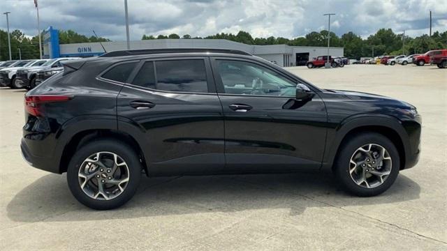 new 2025 Chevrolet Trax car, priced at $23,500