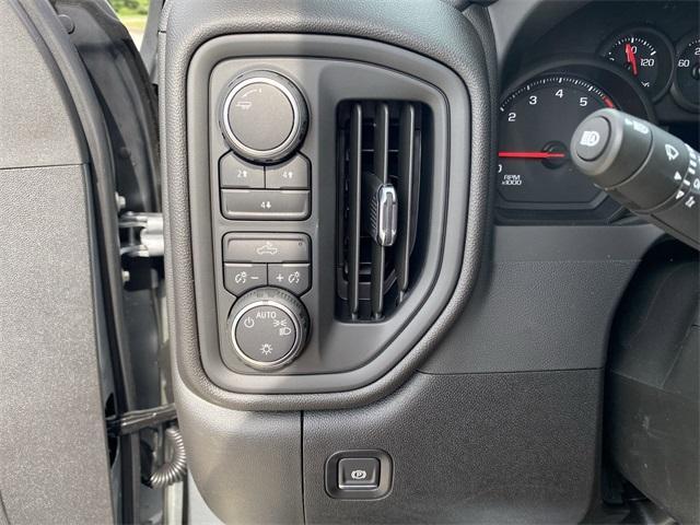 new 2025 Chevrolet Silverado 2500 car, priced at $55,630