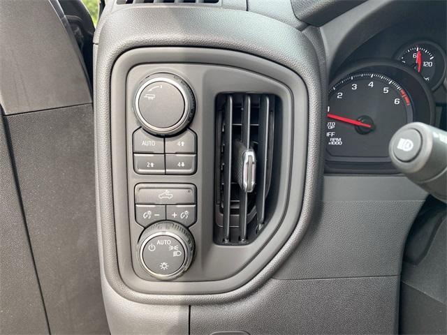 new 2025 Chevrolet Silverado 1500 car, priced at $54,050