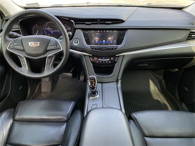 used 2017 Cadillac XT5 car, priced at $20,681