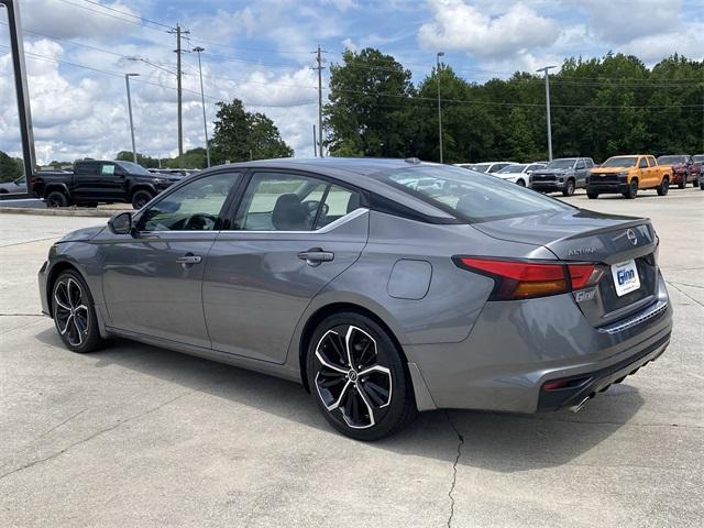 used 2023 Nissan Altima car, priced at $21,871