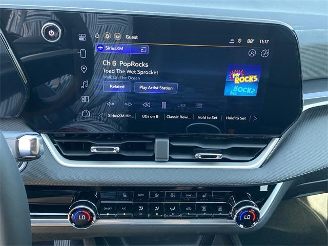new 2026 Chevrolet Equinox car, priced at $32,545
