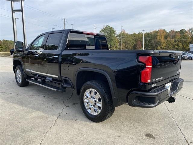 new 2025 Chevrolet Silverado 2500 car, priced at $81,600