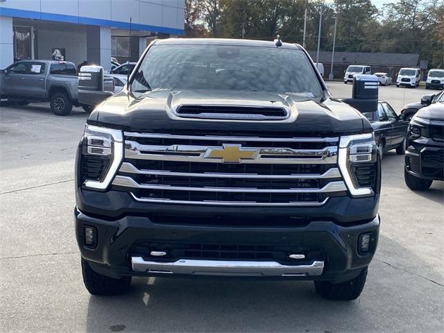 new 2025 Chevrolet Silverado 2500 car, priced at $81,600