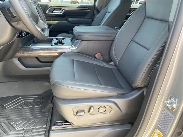 new 2025 Chevrolet Silverado 2500 car, priced at $79,037