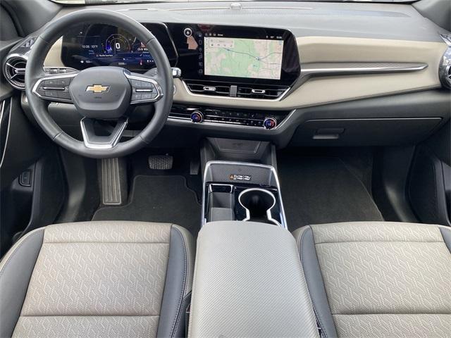 used 2025 Chevrolet Equinox car, priced at $28,900