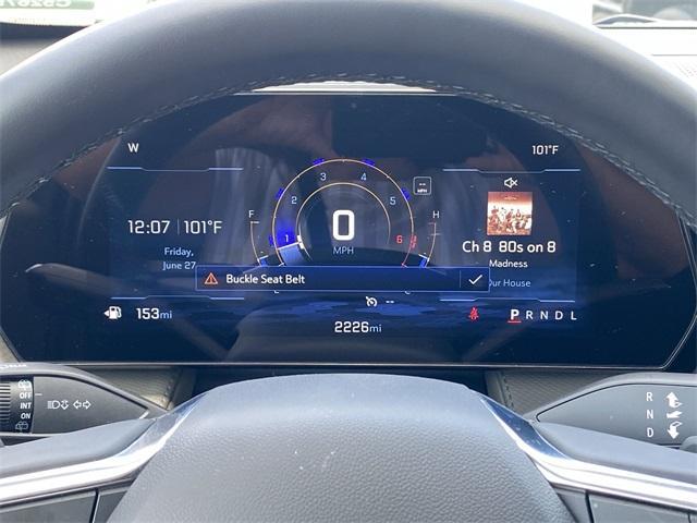 used 2025 Chevrolet Equinox car, priced at $28,900