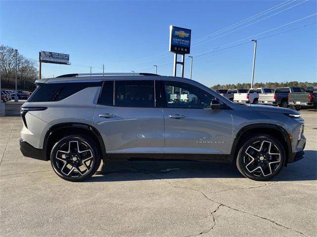 new 2025 Chevrolet Traverse car, priced at $56,620