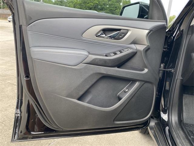 used 2020 Chevrolet Traverse car, priced at $25,000