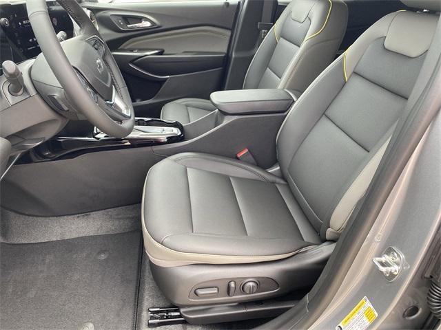 new 2025 Chevrolet Trax car, priced at $26,690