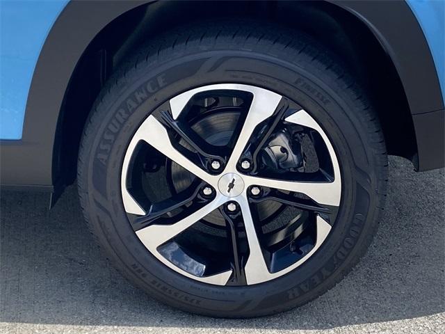 new 2025 Chevrolet Trax car, priced at $24,925