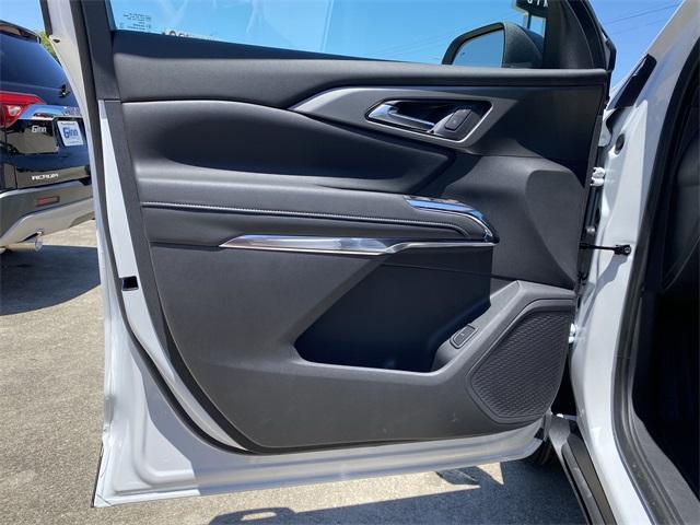 new 2025 Chevrolet Traverse car, priced at $43,994