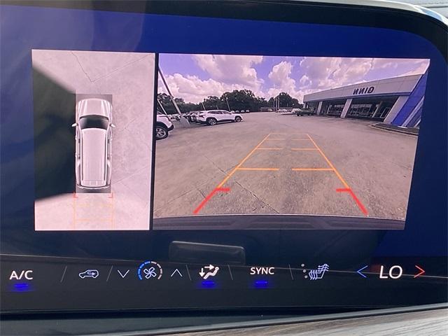 new 2025 Chevrolet Suburban car, priced at $75,418
