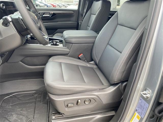 new 2025 Chevrolet Suburban car, priced at $75,418