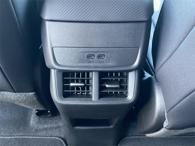 new 2026 Chevrolet Equinox car, priced at $32,545