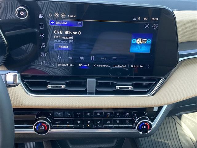 new 2026 Chevrolet Equinox car, priced at $39,615