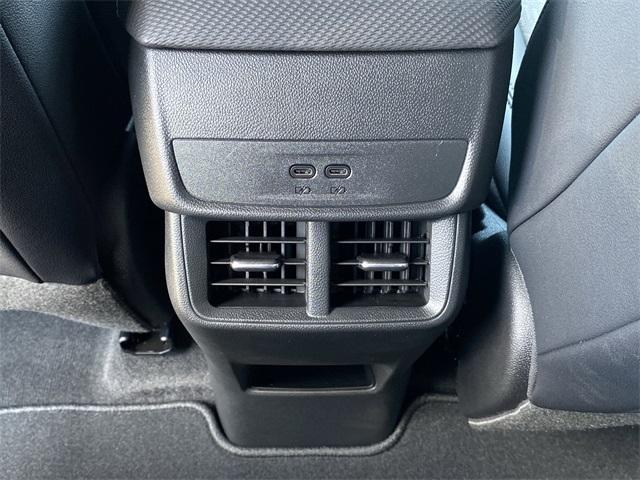 new 2026 Chevrolet Equinox car, priced at $33,020