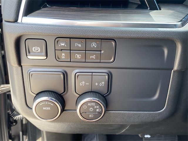 new 2025 Chevrolet Tahoe car, priced at $79,594