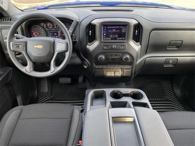 new 2025 Chevrolet Silverado 1500 car, priced at $43,000