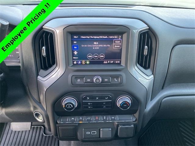 new 2025 Chevrolet Silverado 1500 car, priced at $43,885
