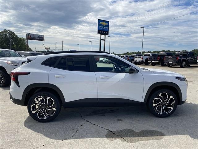 new 2025 Chevrolet Trax car, priced at $26,370