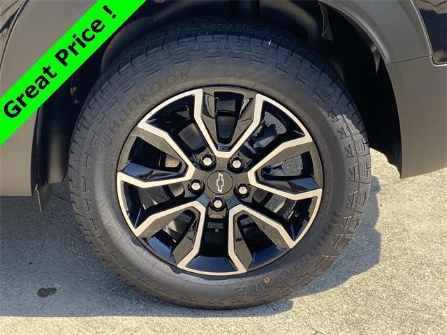 new 2025 Chevrolet TrailBlazer car, priced at $27,663