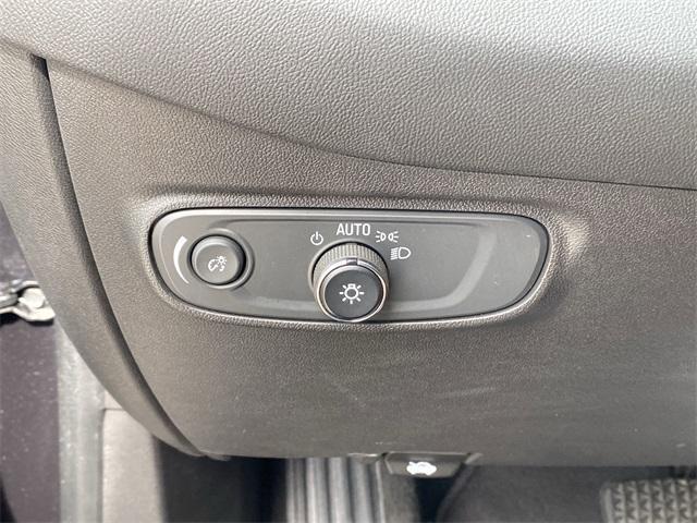 used 2022 Chevrolet Equinox car, priced at $21,900