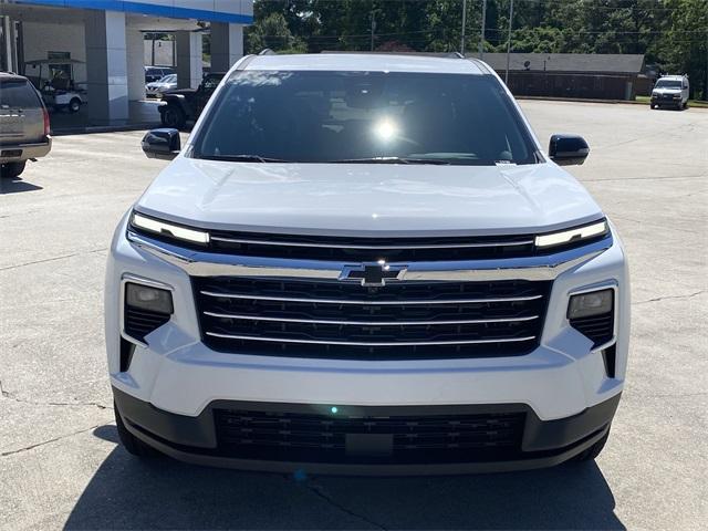 new 2025 Chevrolet Traverse car, priced at $42,945