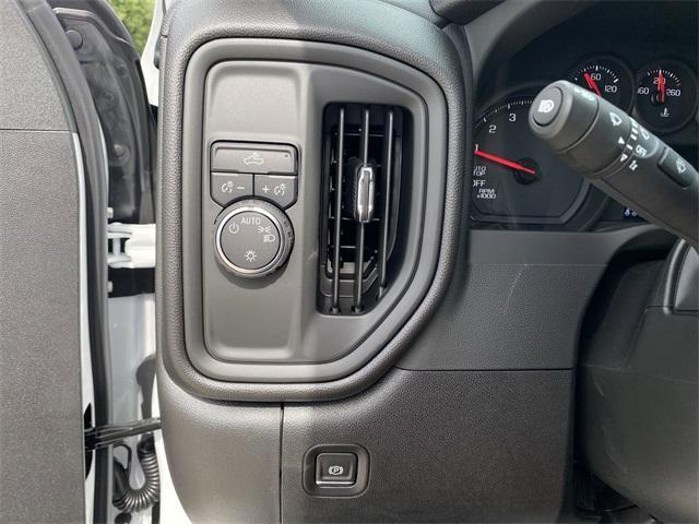 new 2025 Chevrolet Silverado 1500 car, priced at $41,315