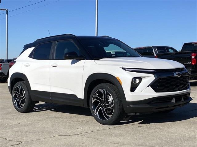 new 2025 Chevrolet TrailBlazer car, priced at $31,800