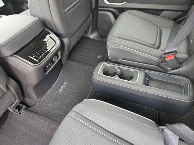 new 2025 INFINITI QX80 car, priced at $87,100