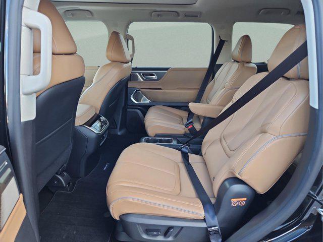 new 2025 INFINITI QX80 car, priced at $100,840