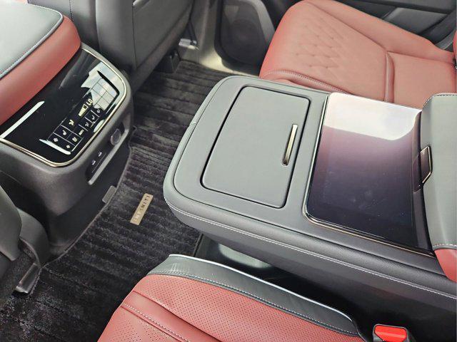 new 2025 INFINITI QX80 car, priced at $108,000