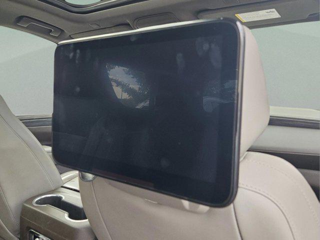 used 2021 GMC Yukon car, priced at $29,996