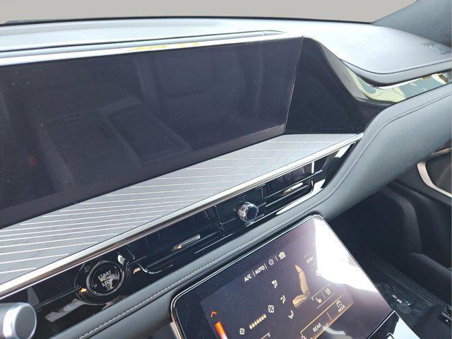 new 2025 INFINITI QX80 car, priced at $108,000