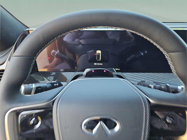 new 2025 INFINITI QX80 car, priced at $108,000