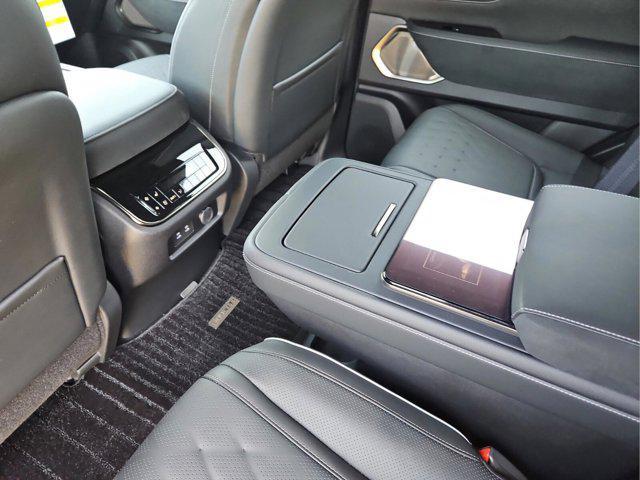 new 2025 INFINITI QX80 car, priced at $108,000