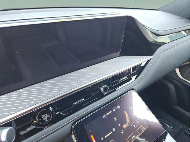 new 2025 INFINITI QX80 car, priced at $108,000